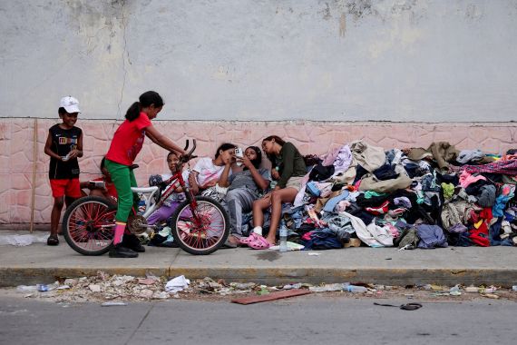 Over 1700 dead in Venezuela after devastating twin earthquakes