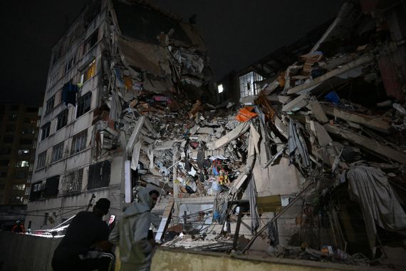 Venezuela grapples with deadly twin quakes, over 700 injured so far