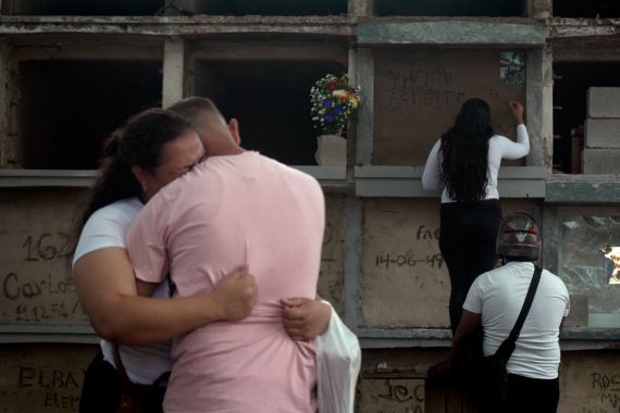 Over 1700 dead in Venezuela after devastating twin earthquakes