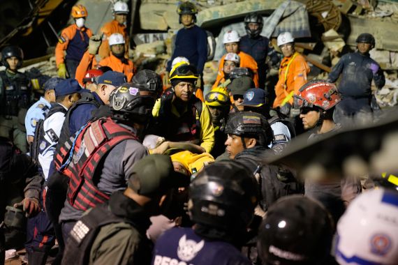 Venezuela grapples with deadly twin quakes, over 700 injured so far