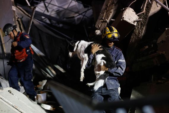 Venezuela grapples with deadly twin quakes, over 700 injured so far