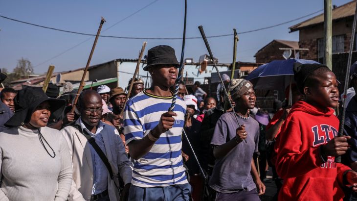 Tense standoff at an anti-migrant protest in a South African town
